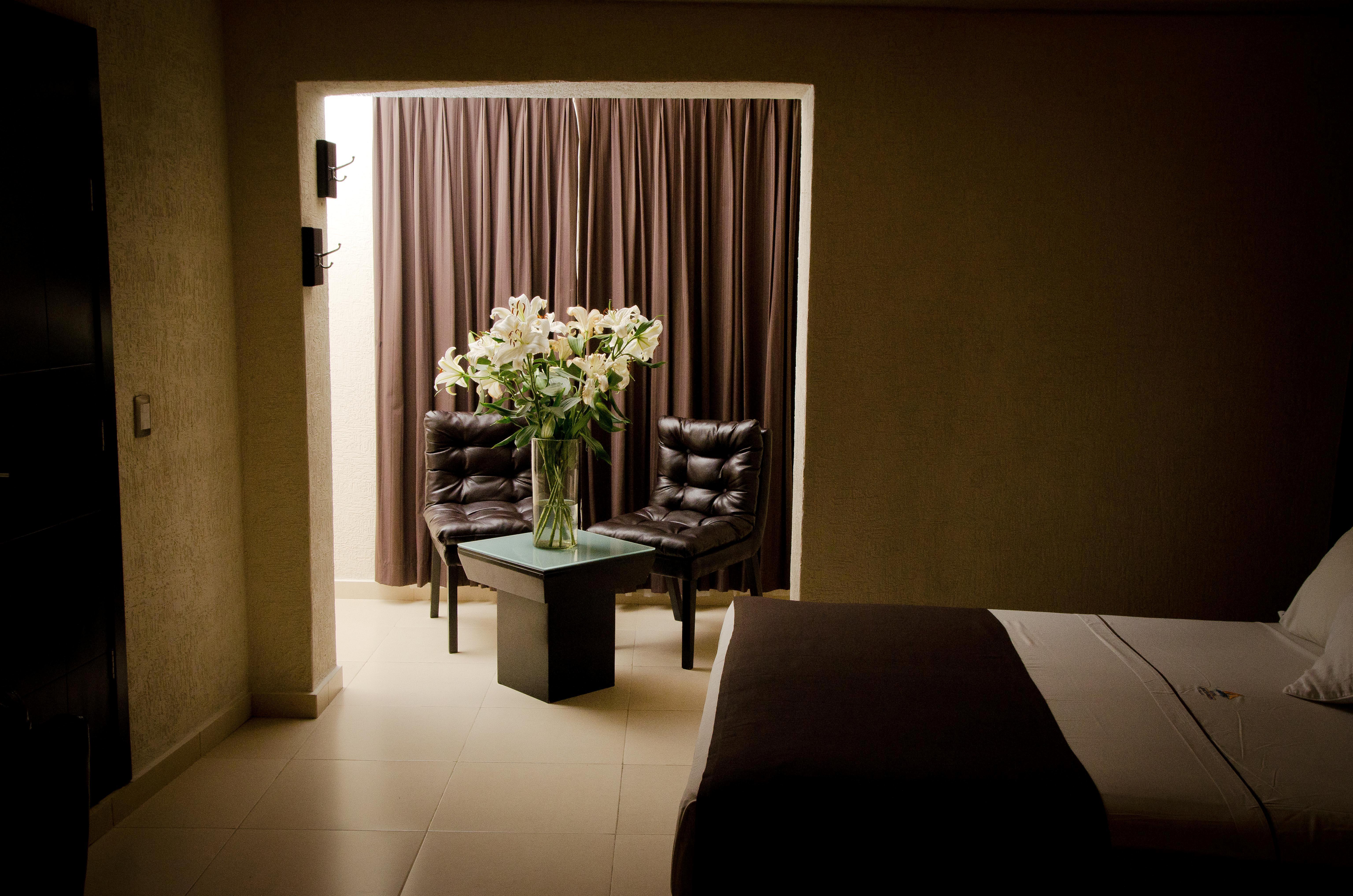 Hotel Portonovo Plaza Centro Γκουανταλαχάρα Εξωτερικό φωτογραφία